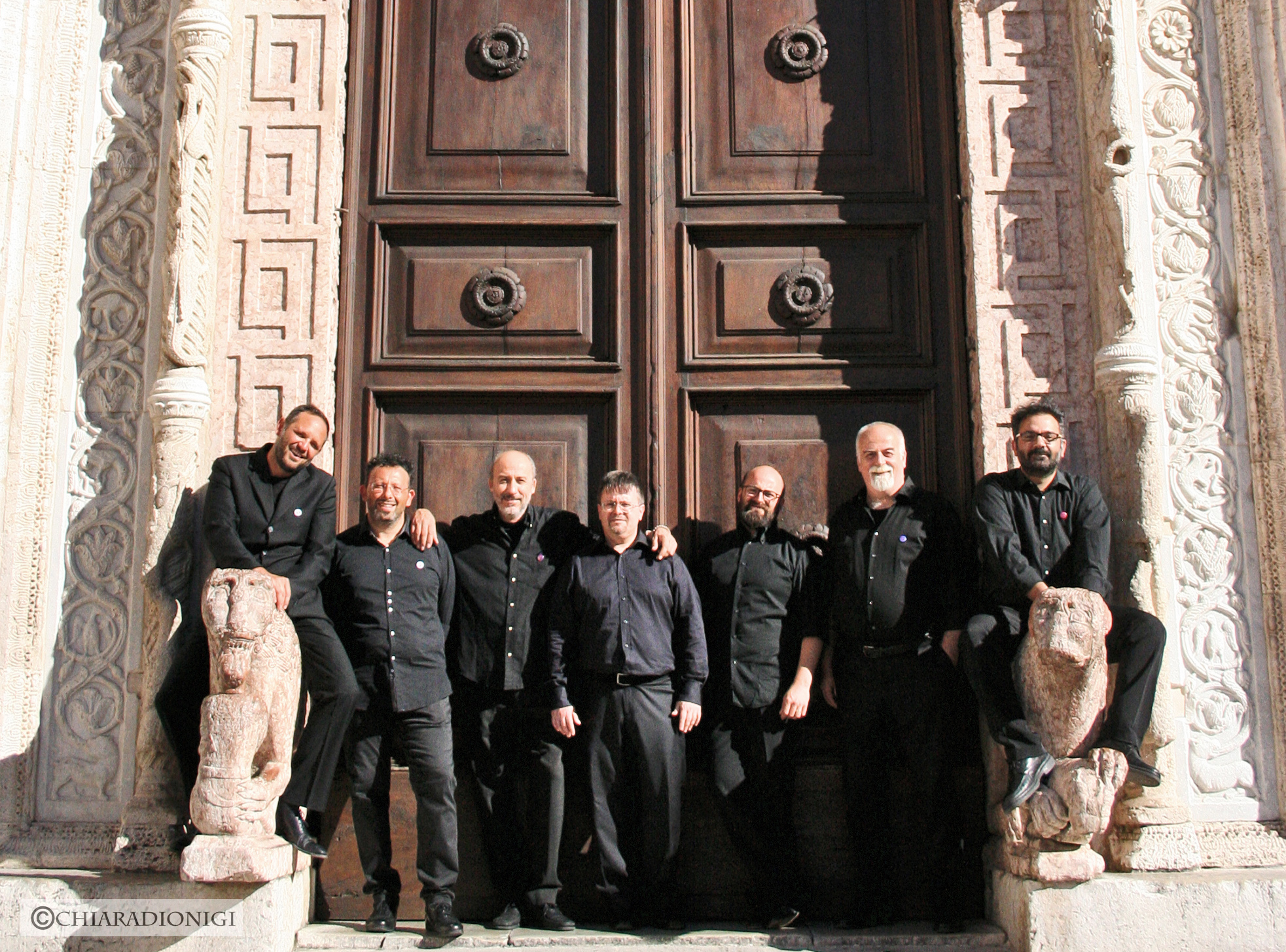 Anonima Frottolisti ad Assisi di fronte a San Rufino.